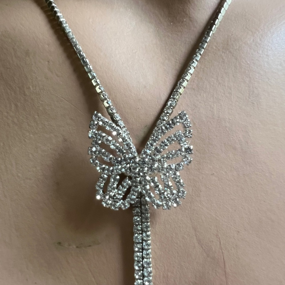 Butterfly Rhinestone Lariat Necklace 48" Silver EX
